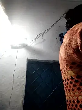 Snapshot of Hami705 chatting on 16, 12, 2025 Hami705 online show from 16, 12, 2025