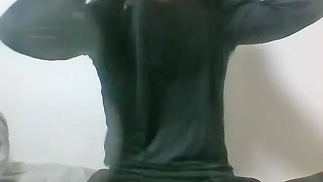 Snapshot of hiroto11058 chatting on 7, 1, 2026 hiroto11058 online show from 7, 1, 2026