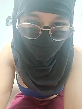 CandyLove 19 online show from 11, 11, 2025