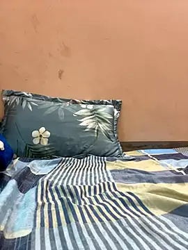 Snapshot of Dilen_7533 chatting on 14, 11, 2025 Dilen 7533 online show from 14, 11, 2025