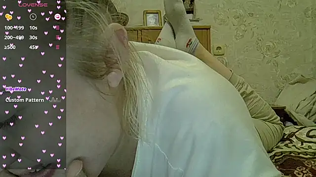 WildLady30 online show from 4, 2, 2026