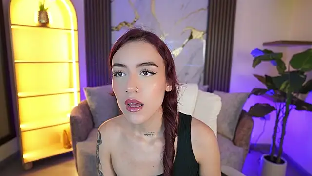 TessaaFox online show from 18, 3, 2026