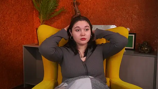 Snapshot of MonetBrinkman chatting on 13, 11, 2025 MonetBrinkman online show from 13, 11, 2025