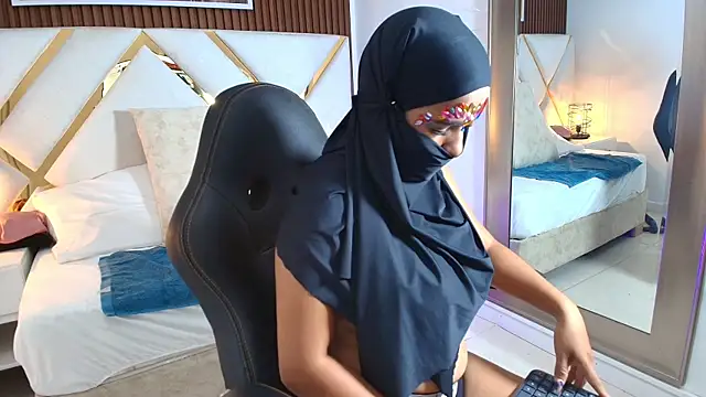  Aliya  online show from 6, 11, 2025