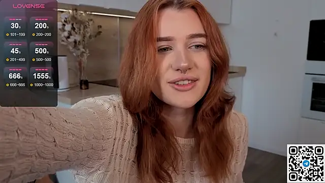 Snapshot of eshleeygreen chatting on 17, 3, 2026 eshleeygreen online show from 17, 3, 2026