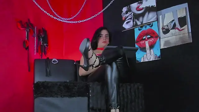 KatrinaStone online show from 19, 11, 2025