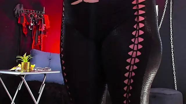 Snapshot of KatrinaStone chatting on 18, 3, 2026 KatrinaStone online show from 18, 3, 2026