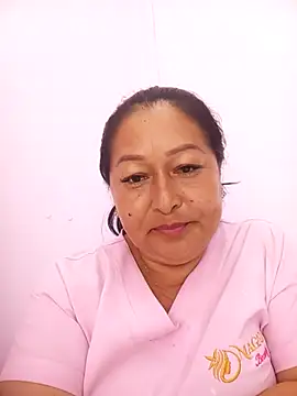 keilaJhonsom1 online show from 11, 11, 2025