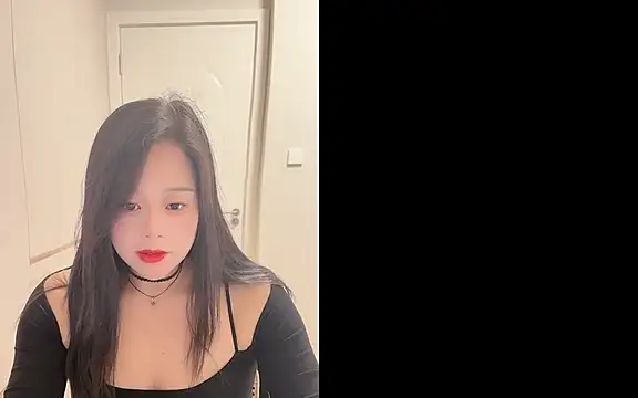 Snapshot of cici_bbyy chatting on 1, 12, 2025 cici bbyy online show from 1, 12, 2025