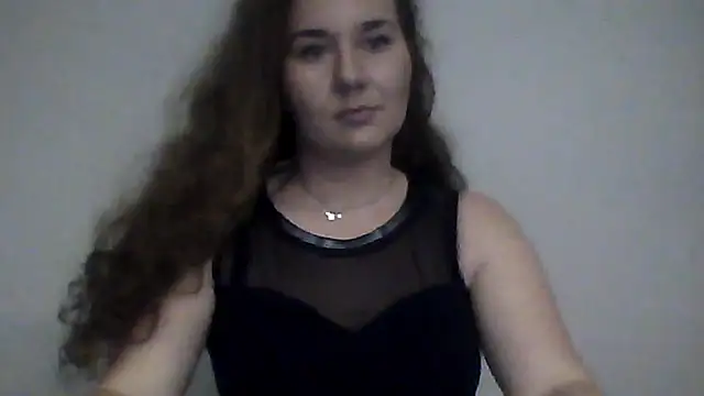 Snapshot of AgnesLips chatting on 10, 11, 2025 AgnesLips online show from 10, 11, 2025