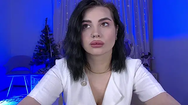 Snapshot of AdrianaTorres chatting on 2, 12, 2025 AdrianaTorres online show from 2, 12, 2025