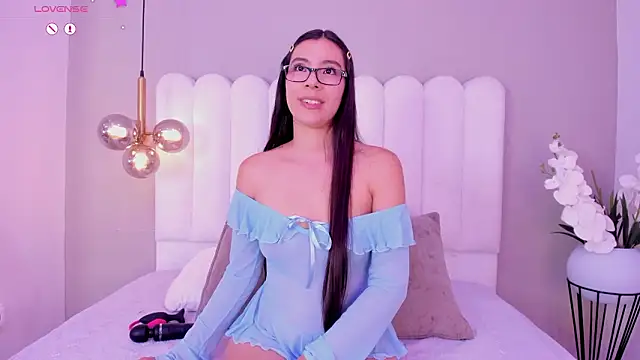 EmilyMiller 22 online show from 18, 1, 2026