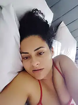 Snapshot of Regina1989 chatting on 27, 11, 2025 Regina1989 online show from 27, 11, 2025