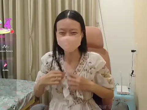 Lil-Cherries online show from 19, 12, 2025