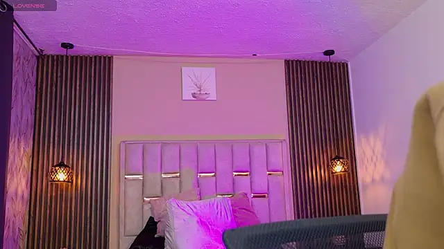 Un Sluttyy online show from 7, 1, 2026