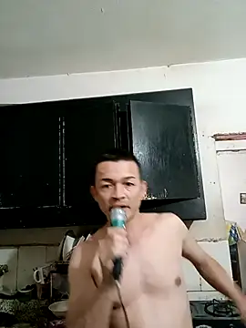 elzafiro37 online show from 8, 11, 2025