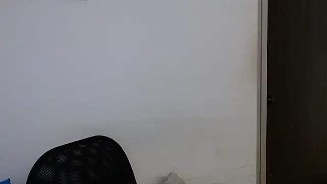 LorieFerrer online show from 8, 3, 2025