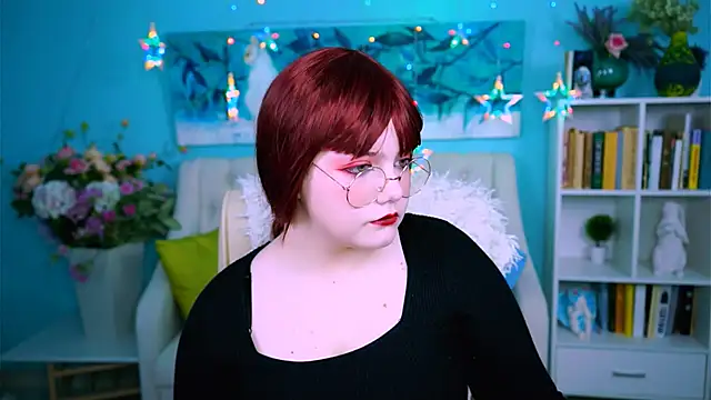 Snapshot of VettaAdams chatting on 12, 11, 2025 VettaAdams online show from 12, 11, 2025