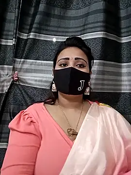 Snapshot of sadiya56803 chatting on 14, 12, 2025 sadiya56803 online show from 14, 12, 2025