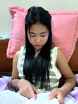 Snapshot of Lynly_k2 chatting on 13, 3, 2026 Lynly k2 online show from 13, 3, 2026