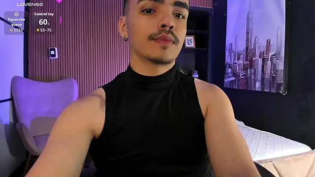 Snapshot of NicoKingg_ chatting on 13, 11, 2025 NicoKingg online show from 13, 11, 2025