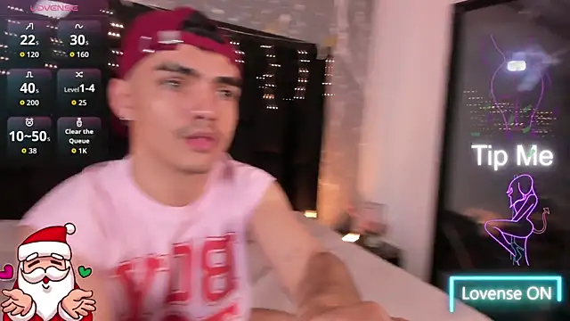 Snapshot of NicoKingg_ chatting on 23, 12, 2025 NicoKingg online show from 23, 12, 2025