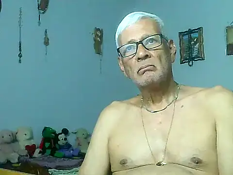 dirtysluttyfist online show from 3, 12, 2025