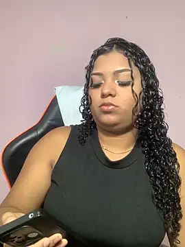 CurlyAliccia  online show from 9, 11, 2025