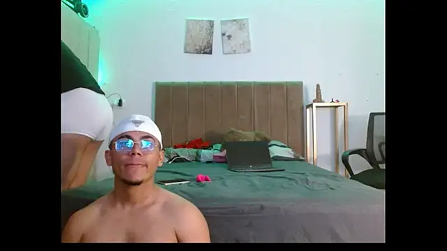 noahurda21 online show from 16, 11, 2025