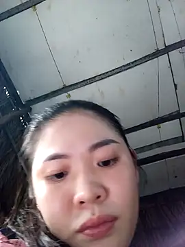 Snapshot of -Arabella- chatting on 8, 11, 2025 -Arabella- online show from 8, 11, 2025