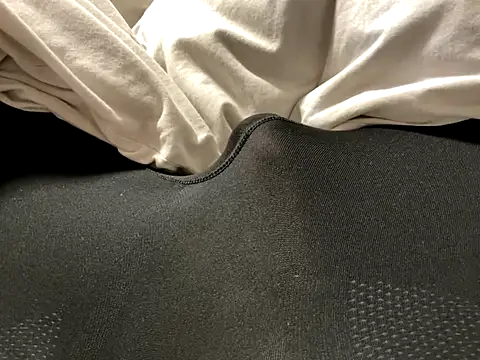 Snapshot of night8082 chatting on 28, 11, 2025 night8082 online show from 28, 11, 2025