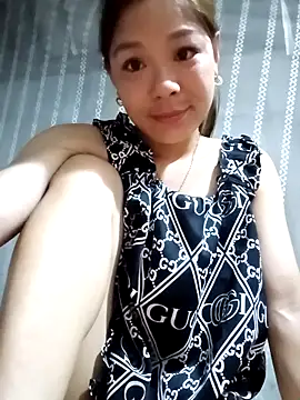 Lyla john online show from 28, 2, 2026