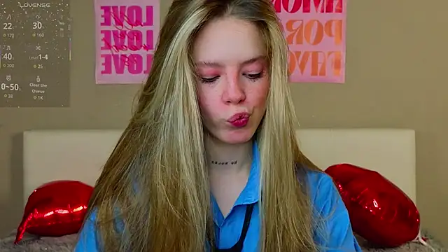 Snapshot of TiffinyMergist chatting on 16, 2, 2026 TiffinyMergist online show from 16, 2, 2026