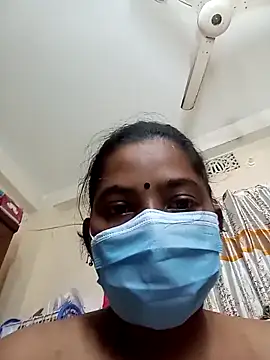 Snapshot of CuteMahi1 chatting on 9, 11, 2025 CuteMahi1 online show from 9, 11, 2025