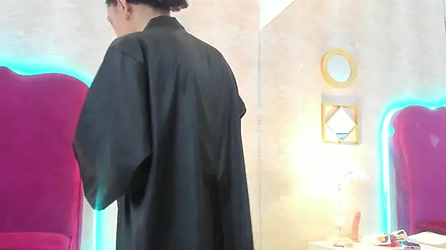 EllaEvanz online show from 1, 2, 2026