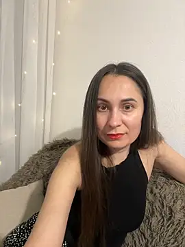 Snapshot of NikaGold7725 chatting on 10, 11, 2025 NikaGold7725 online show from 10, 11, 2025