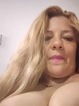 Snapshot of karlaanqui1 chatting on 9, 2, 2026 karlaanqui1 online show from 9, 2, 2026