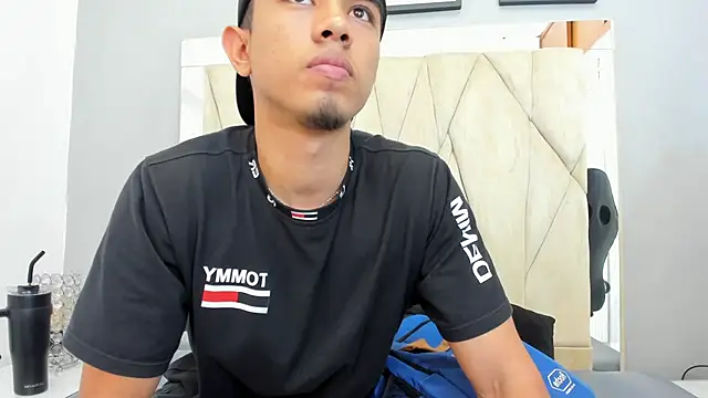 Ashton  Montana online show from 21, 11, 2025