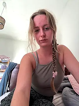 NaughtyAmore online show from 11, 11, 2025