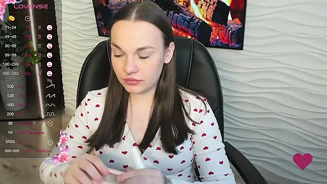 Snapshot of Mila_Milano chatting on 10, 11, 2025 Mila Milano online show from 10, 11, 2025