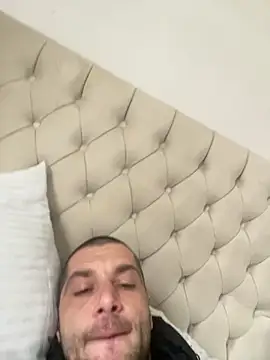 Kinkycouple142 online show from 6, 3, 2026