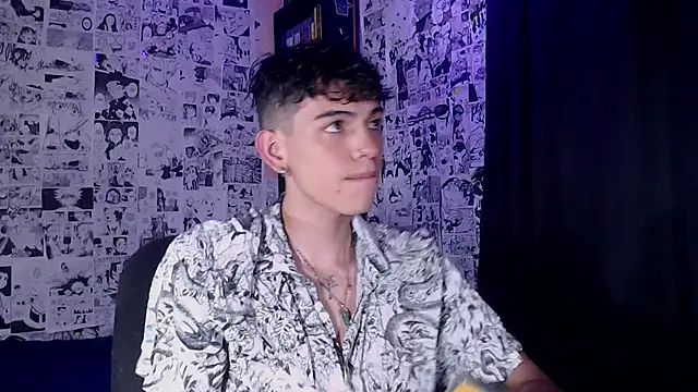 Snapshot of Mikey_Ryu chatting on 12, 11, 2025 Mikey Ryu online show from 12, 11, 2025