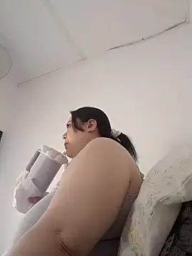 suzystunning23 online show from 11, 11, 2025