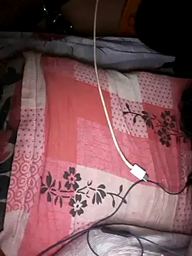 Snapshot of queen_Alina7 chatting on 21, 11, 2025 queen Alina7 online show from 21, 11, 2025