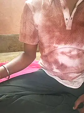 Snapshot of queen_Alina7 chatting on 29, 11, 2025 queen Alina7 online show from 29, 11, 2025