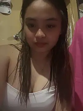 pinayyours18 online show from 17, 11, 2025