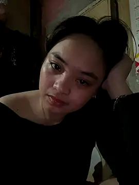 pinayyours18 online show from 19, 11, 2025