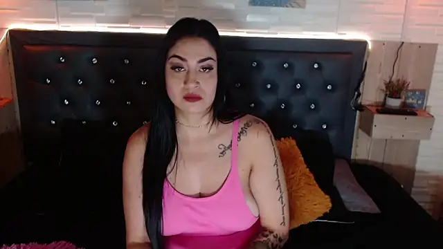 Scarlet Desire online show from 11, 11, 2025