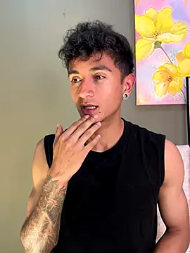 Snapshot of tank_steel chatting on 19, 11, 2025 tank steel online show from 19, 11, 2025