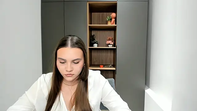 ElwandaMcilvain online show from 11, 11, 2025